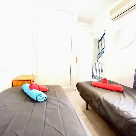 Pleasant 4 Bedroom Townhouse With Com Pool Vm7 * Orihuela
