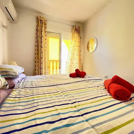 Holiday home Pleasant 4 Bedroom Townhouse With Com Pool Vm7