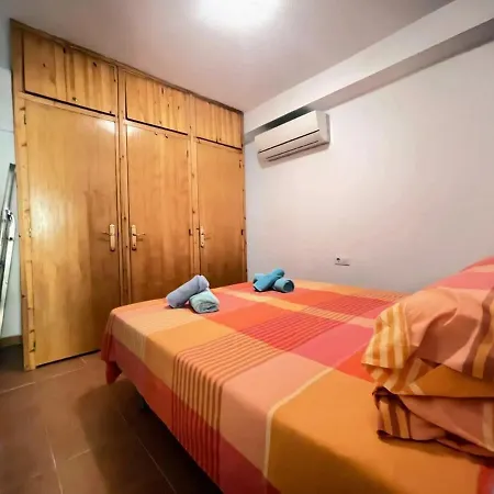 Holiday home Pleasant 4 Bedroom Townhouse With Com Pool Vm7 *