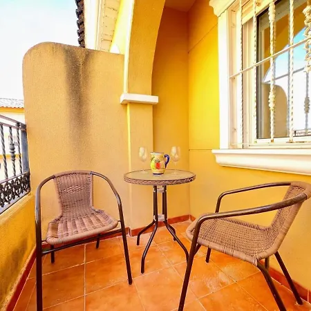 Holiday home Pleasant 4 Bedroom Townhouse With Com Pool Vm7 *