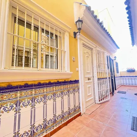 Pleasant 4 Bedroom Townhouse With Com Pool Vm7